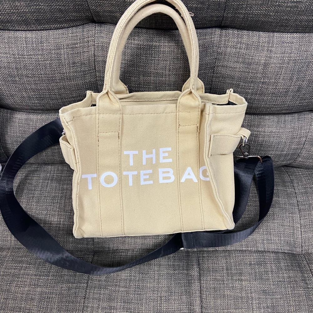 The Tote Bag Beige Crossbody